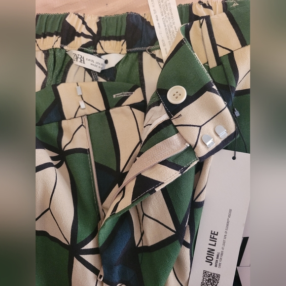 Zara Pants - Picture 3 of 3